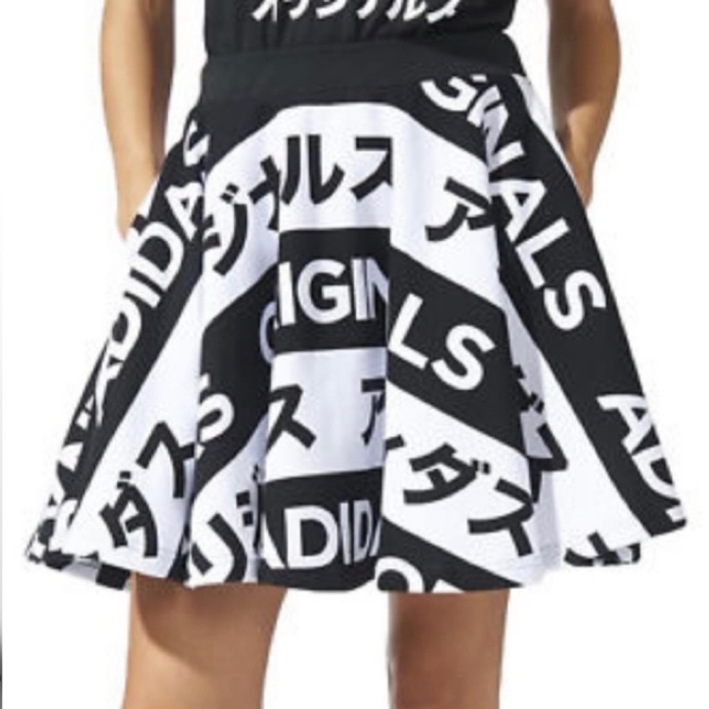 Adidas Typo collection skater skirt